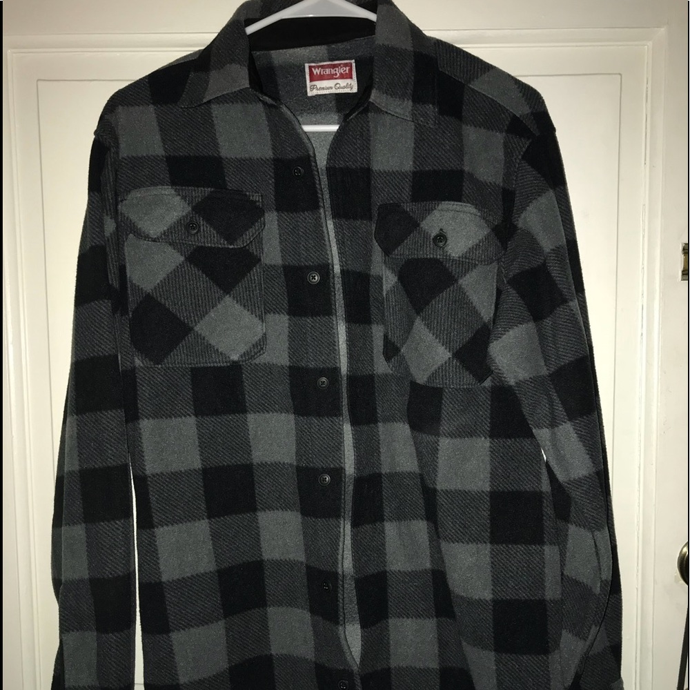 Wrangler long sleeve button up